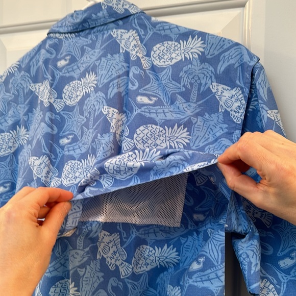 Vineyard Vines, Harbor Shirt. - Picture 4 of 5